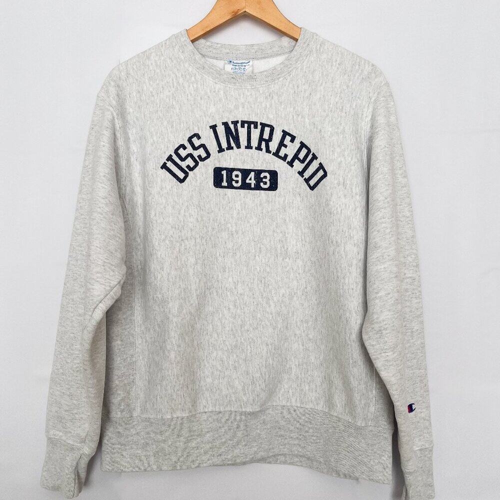 VTG Champion Reverse Weave Crew Sweatshirt USS Intrepid Navy Size Medium Gray